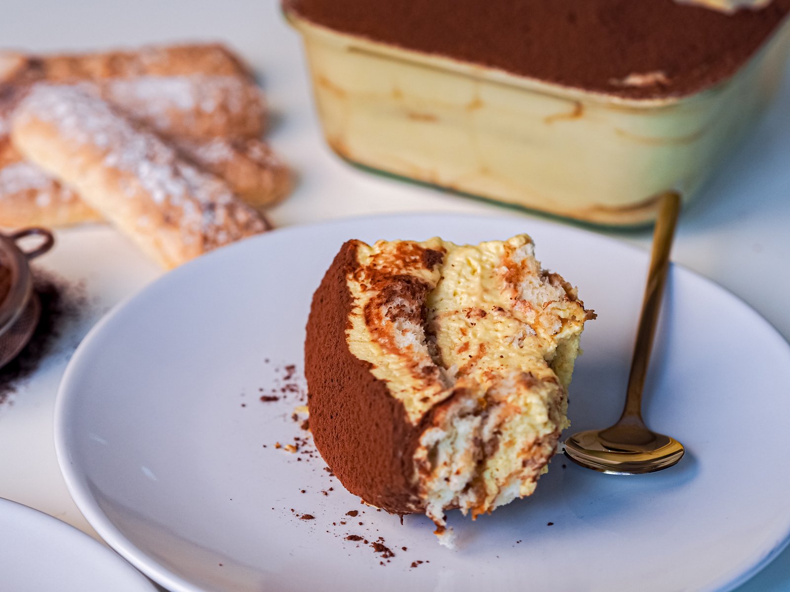 Chef Alessia Luisa preparing the plant-based tiramisù
